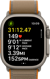 Apple Watch Ultra 4, Titangehäuse, Farbe Natur, fortschrittliche Trainingsdaten für Outdoor-Laufen, rechte Seitenansicht, Digital Crown, erhöhte Seitentaste, Trail Loop Armband, Farbe Sand